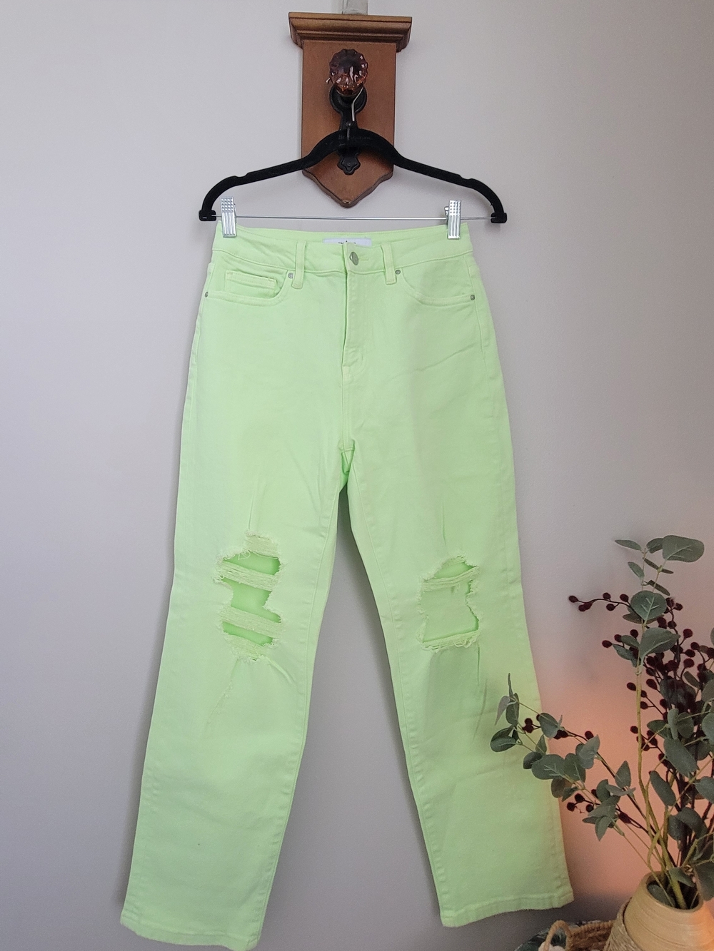 Mica High-Rise Distressed Women's Jeans in Neon Green